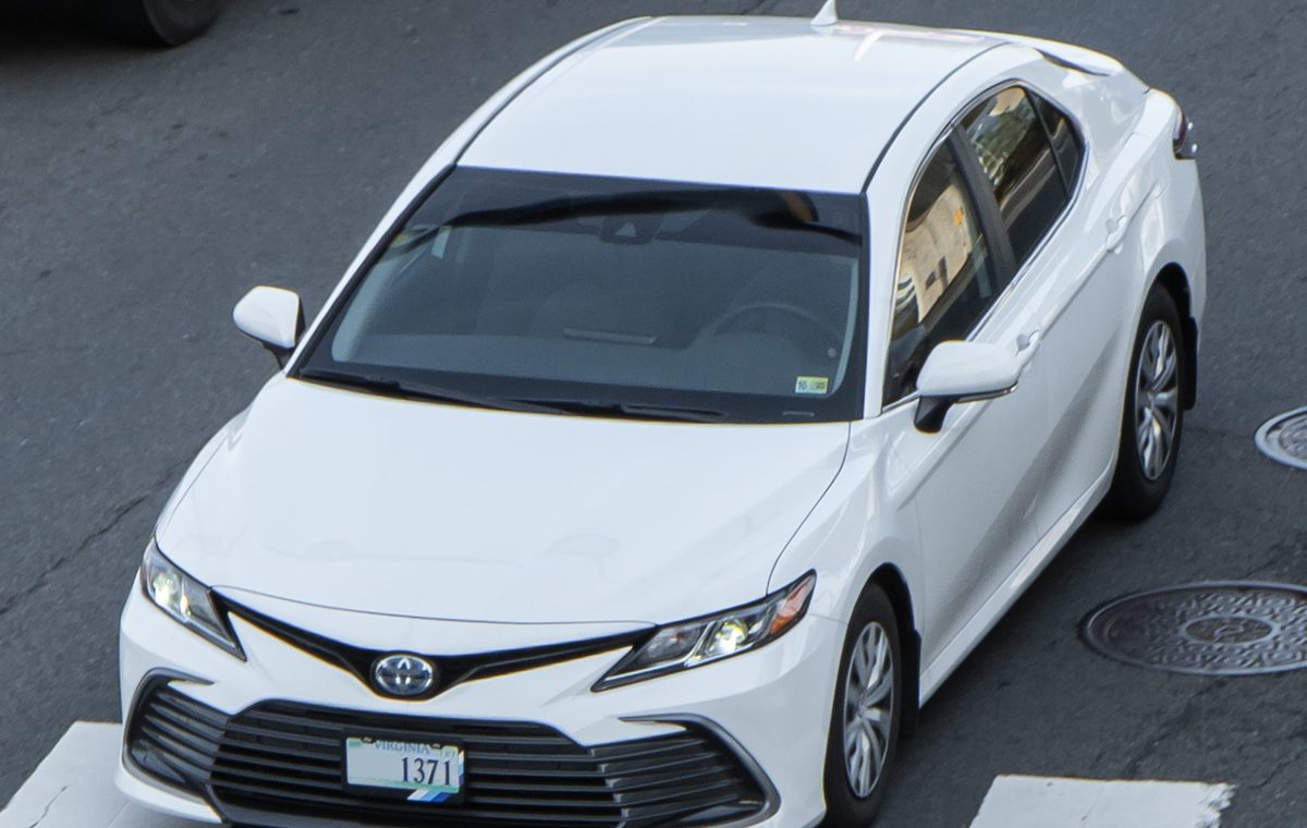 Toyota Camry Hybrid — example of a Full Size Hybrid class rental car